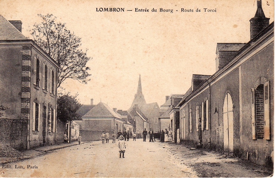 024 Entrée du bourg, route de Torcé